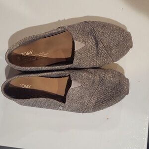 Toms women 9